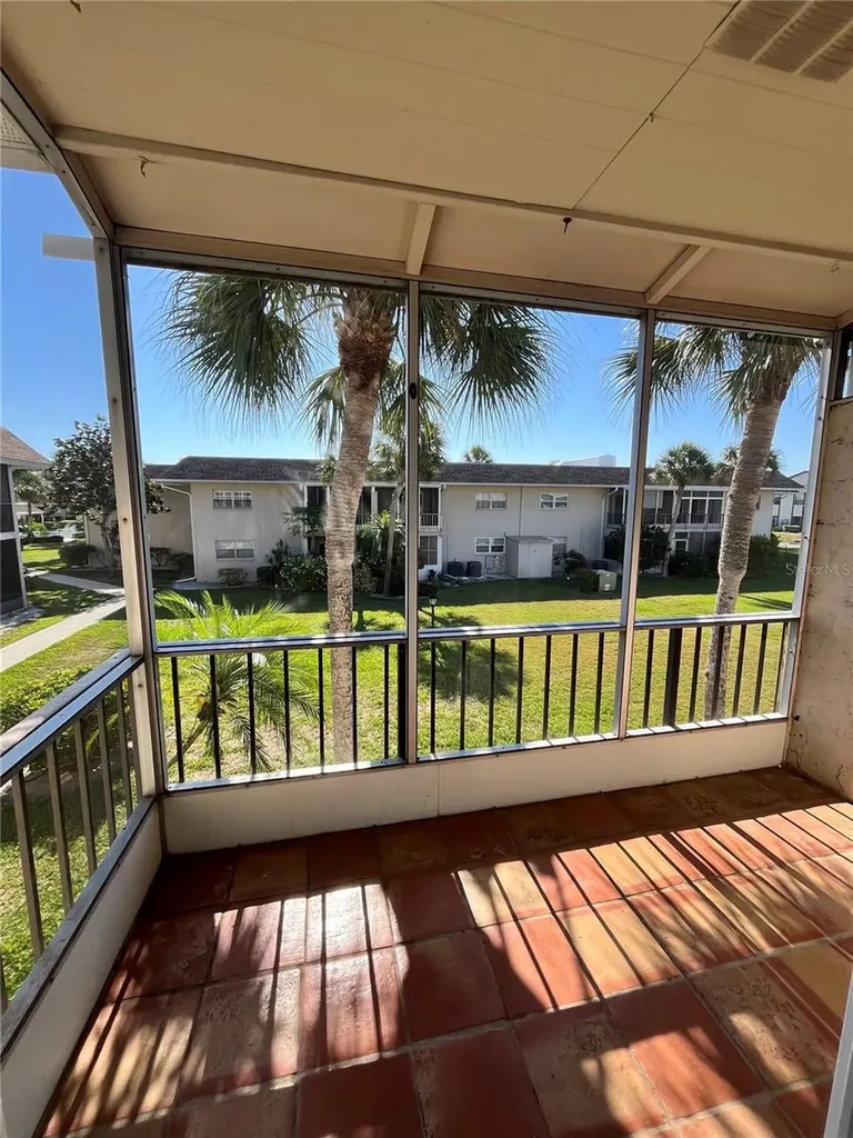 2727 75th Street W Bradenton FL 34209