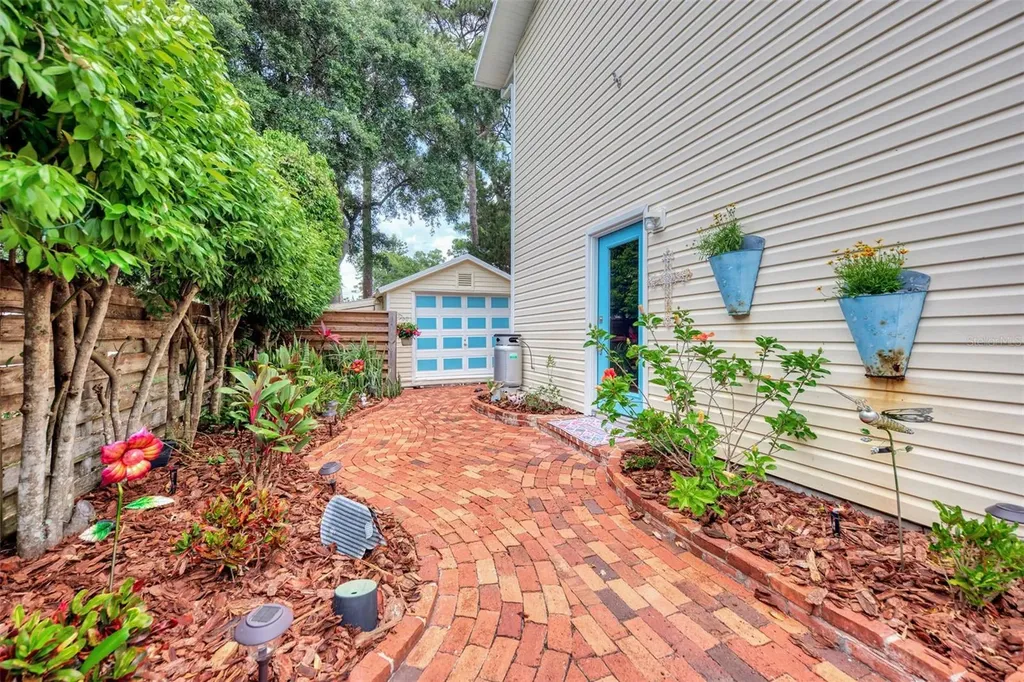 1045 40th Street Sarasota FL 34234