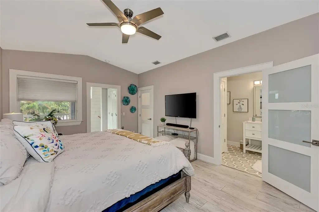 1045 40th Street Sarasota FL 34234