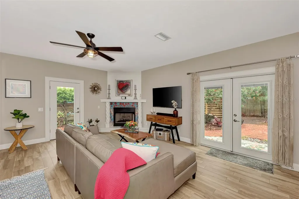 1045 40th Street Sarasota FL 34234