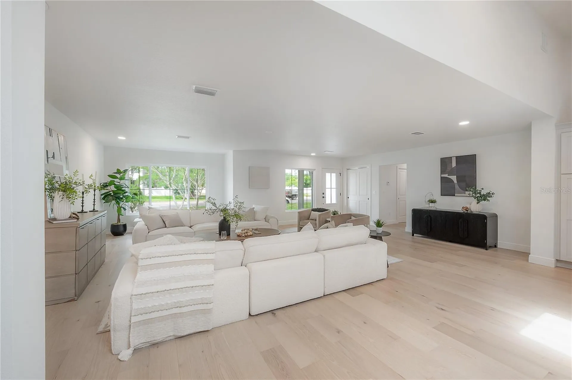 471 W Davis Boulevard Tampa FL 33606