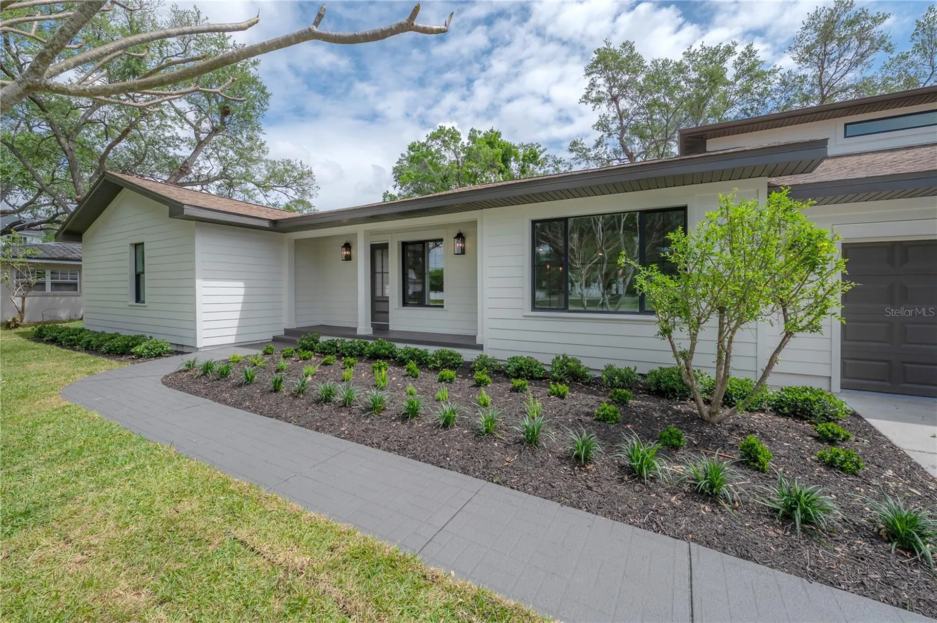 471 W Davis Boulevard Tampa FL 33606