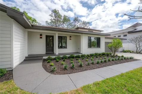 471 W Davis Boulevard Tampa FL 33606