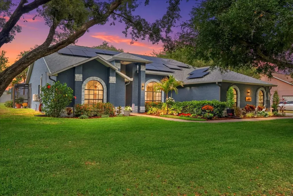 8806 Crosswood Court Riverview FL 33578