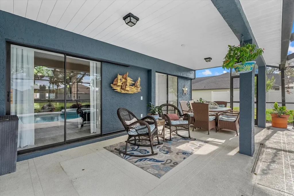 8806 Crosswood Court Riverview FL 33578