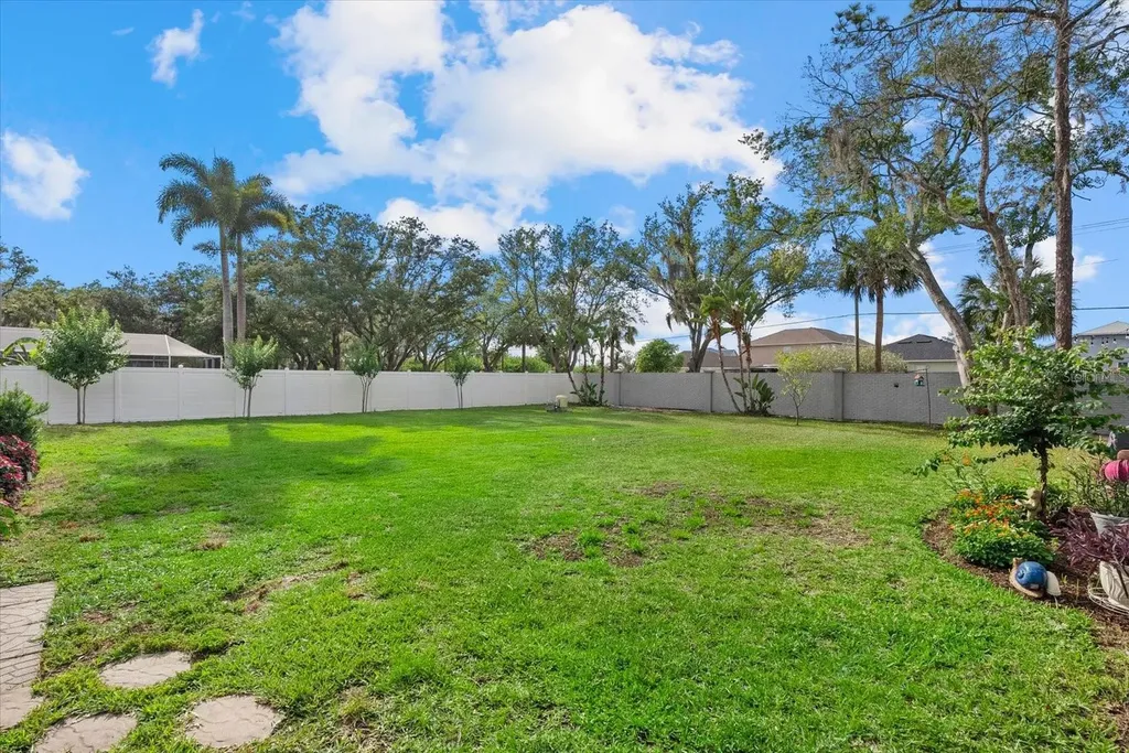 8806 Crosswood Court Riverview FL 33578
