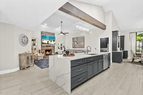 8806 Crosswood Court Riverview FL 33578
