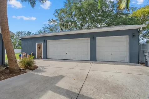 8806 Crosswood Court Riverview FL 33578