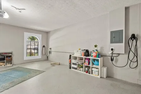 8806 Crosswood Court Riverview FL 33578