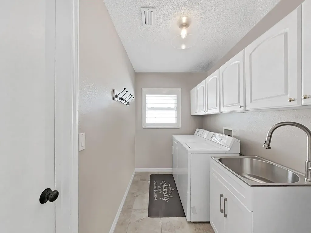 308 Hammock Drive Palm Harbor FL 34683