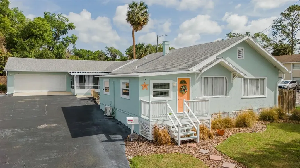 321 W Pennsylvania Avenue Deland FL 32720