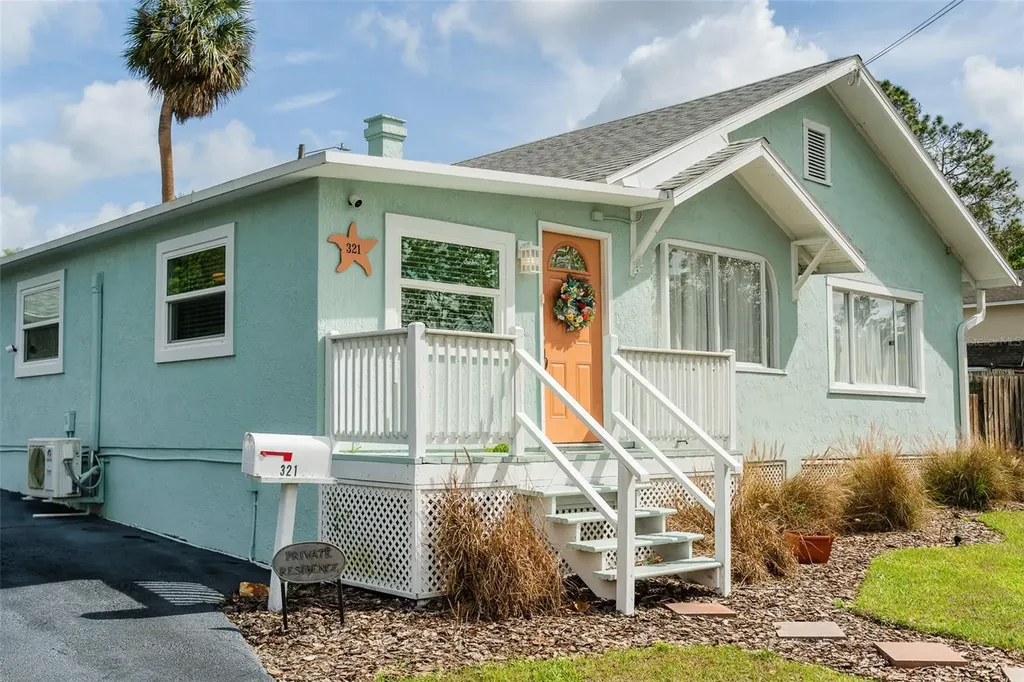 321 W Pennsylvania Avenue Deland FL 32720