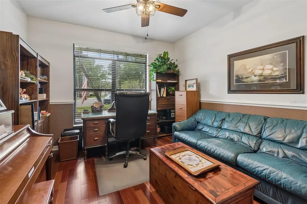 1661 Woodridge Court Lutz FL 33559
