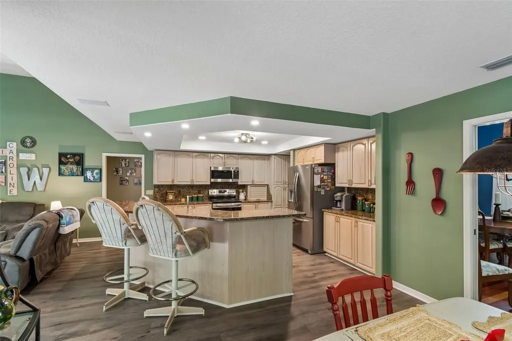 1661 Woodridge Court Lutz FL 33559