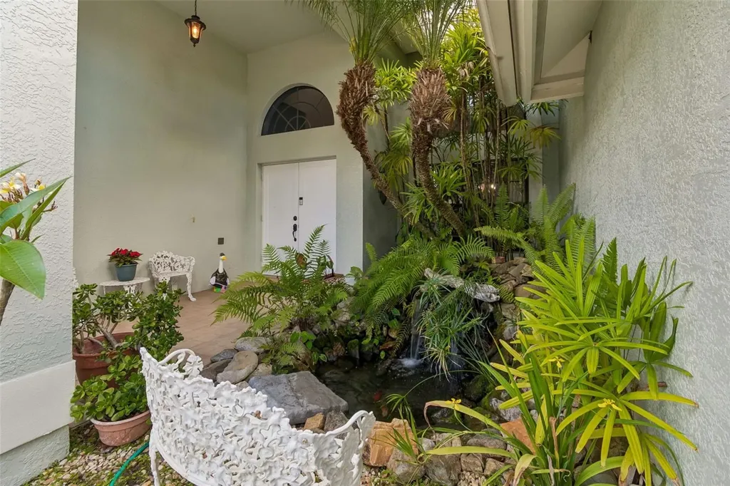 1661 Woodridge Court Lutz FL 33559