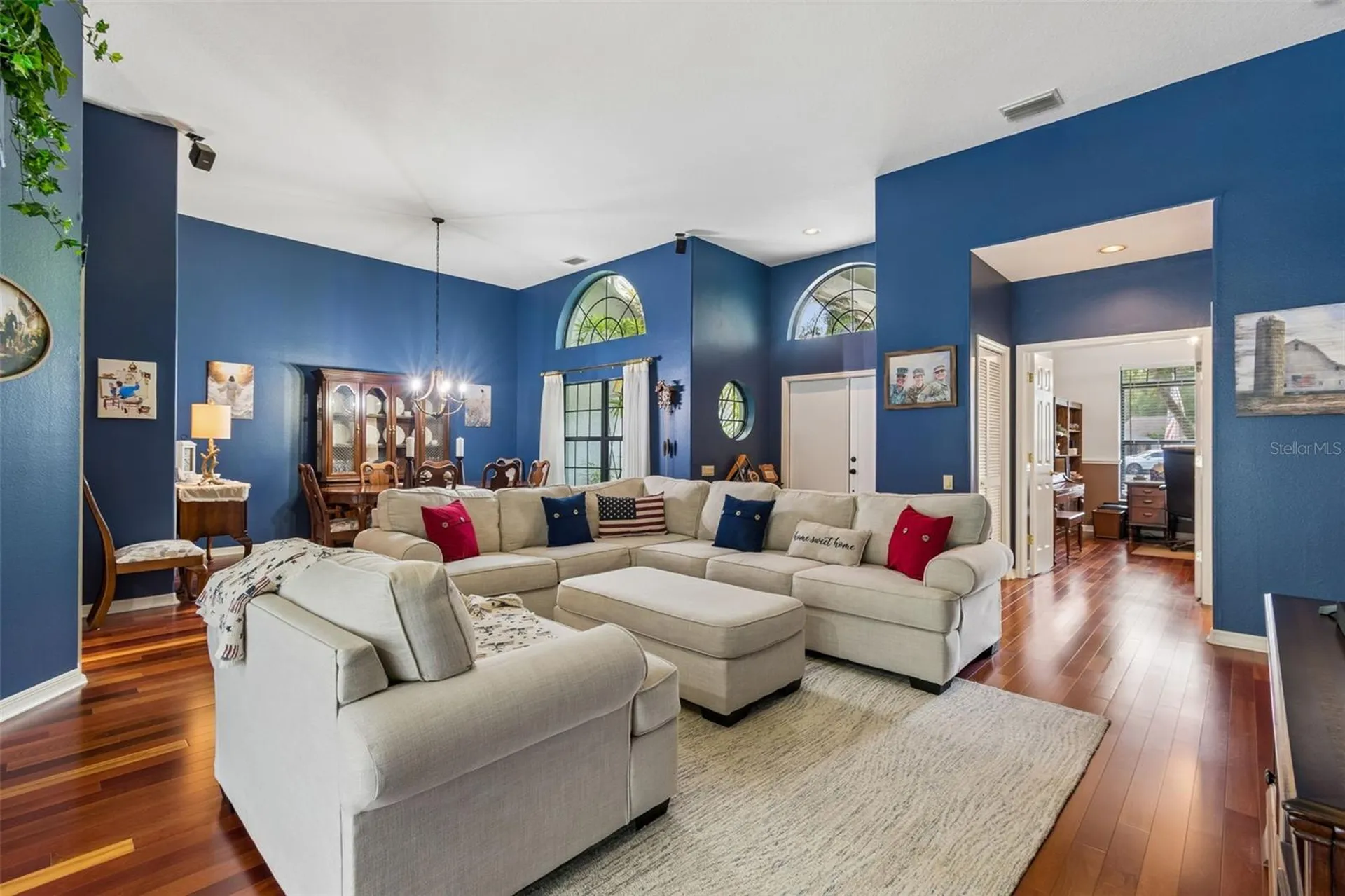 1661 Woodridge Court Lutz FL 33559