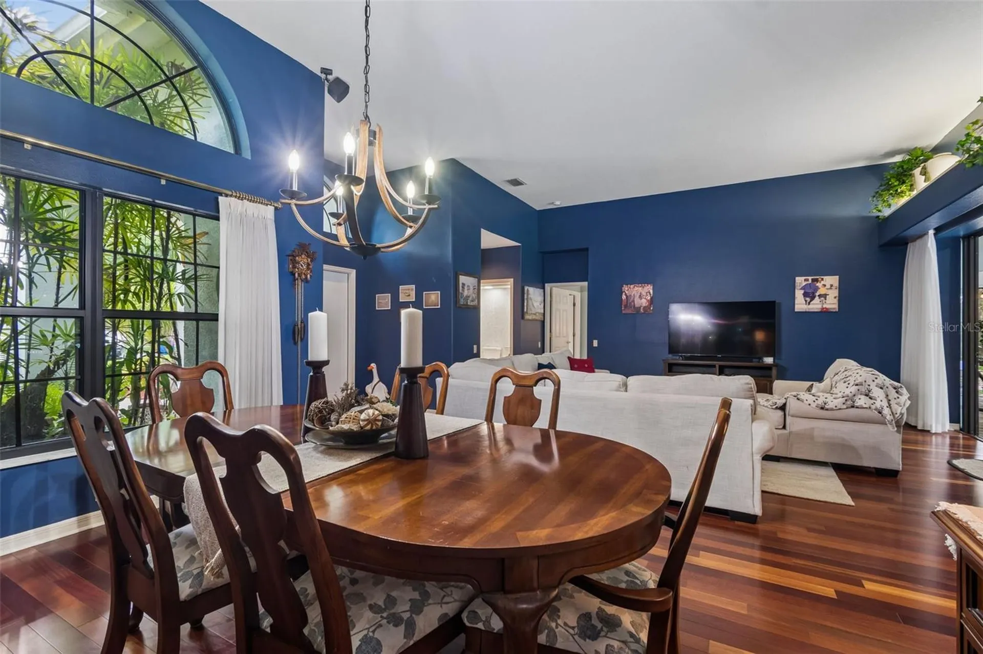1661 Woodridge Court Lutz FL 33559