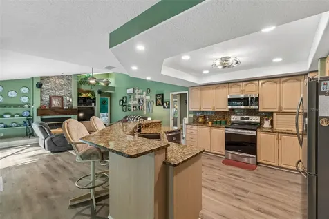 1661 Woodridge Court Lutz FL 33559