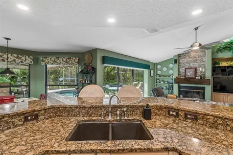 1661 Woodridge Court Lutz FL 33559