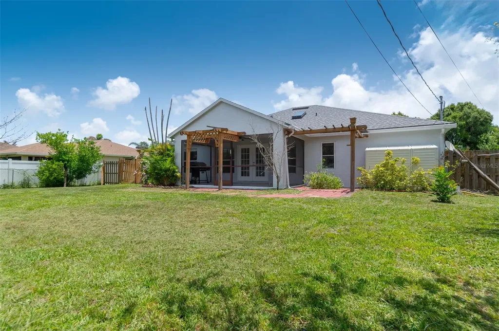 2026 SW Cranberry Street Port St Lucie FL 34953