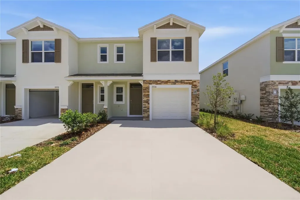 32526 Midsummer Night Lane Wesley Chapel FL 33543