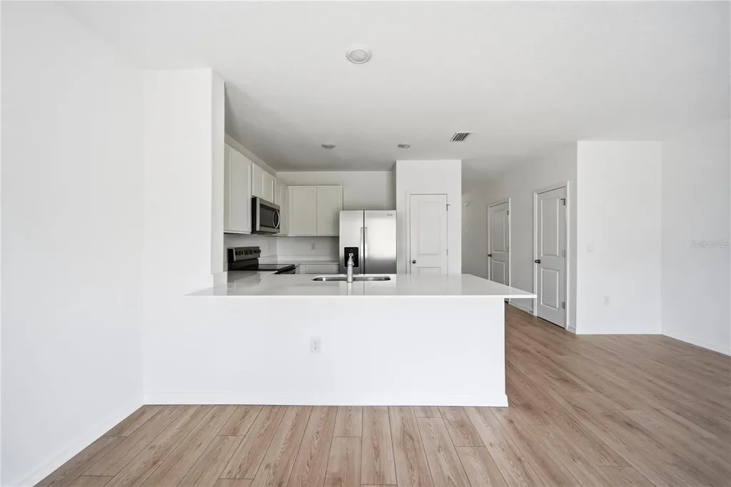 32526 Midsummer Night Lane Wesley Chapel FL 33543