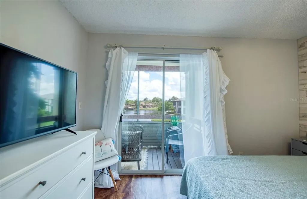10263 Gandy Boulevard N St Petersburg FL 33702
