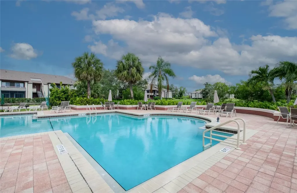 10263 Gandy Boulevard N St Petersburg FL 33702