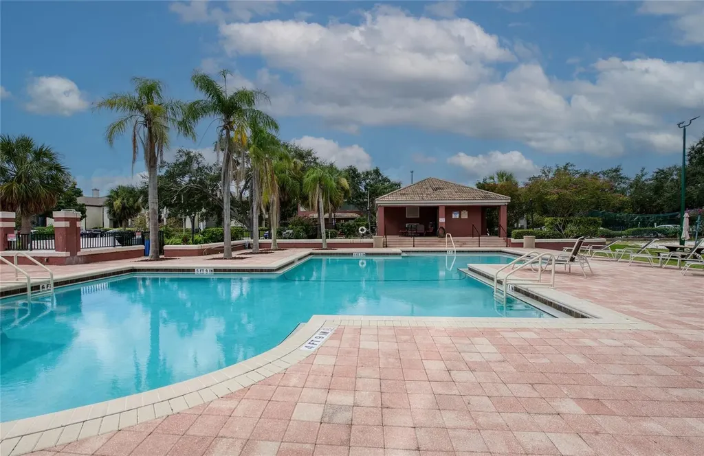 10263 Gandy Boulevard N St Petersburg FL 33702