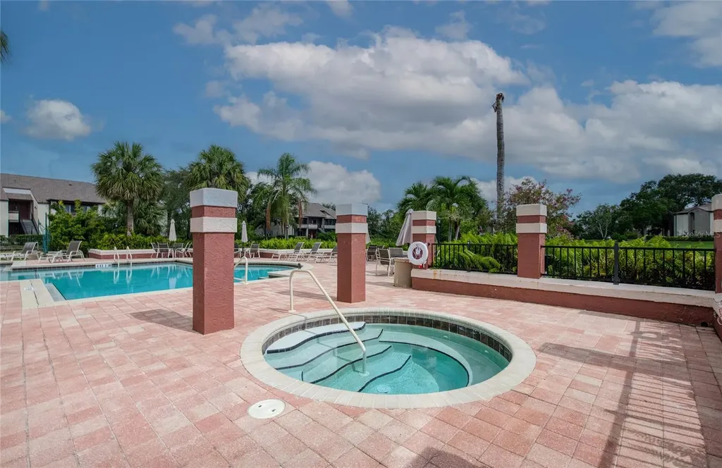 10263 Gandy Boulevard N St Petersburg FL 33702