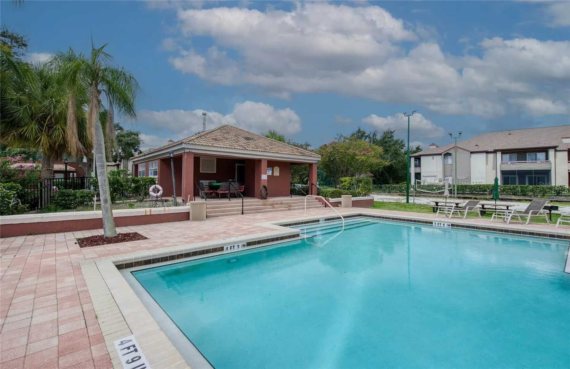 10263 Gandy Boulevard N St Petersburg FL 33702