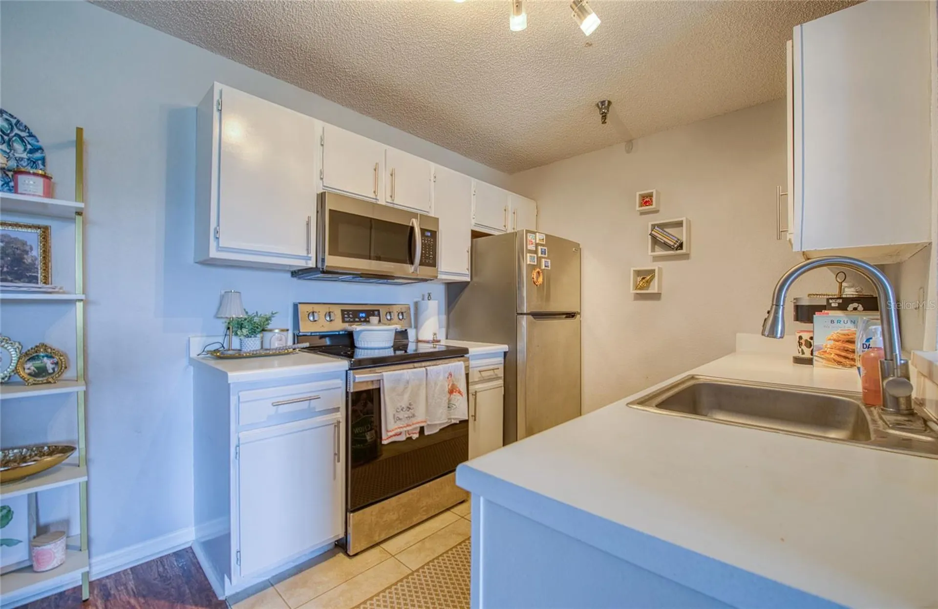 10263 Gandy Boulevard N St Petersburg FL 33702