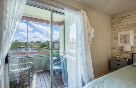10263 Gandy Boulevard N St Petersburg FL 33702