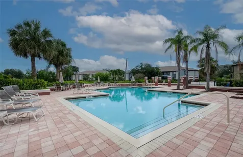 10263 Gandy Boulevard N St Petersburg FL 33702