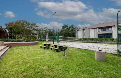 10263 Gandy Boulevard N St Petersburg FL 33702