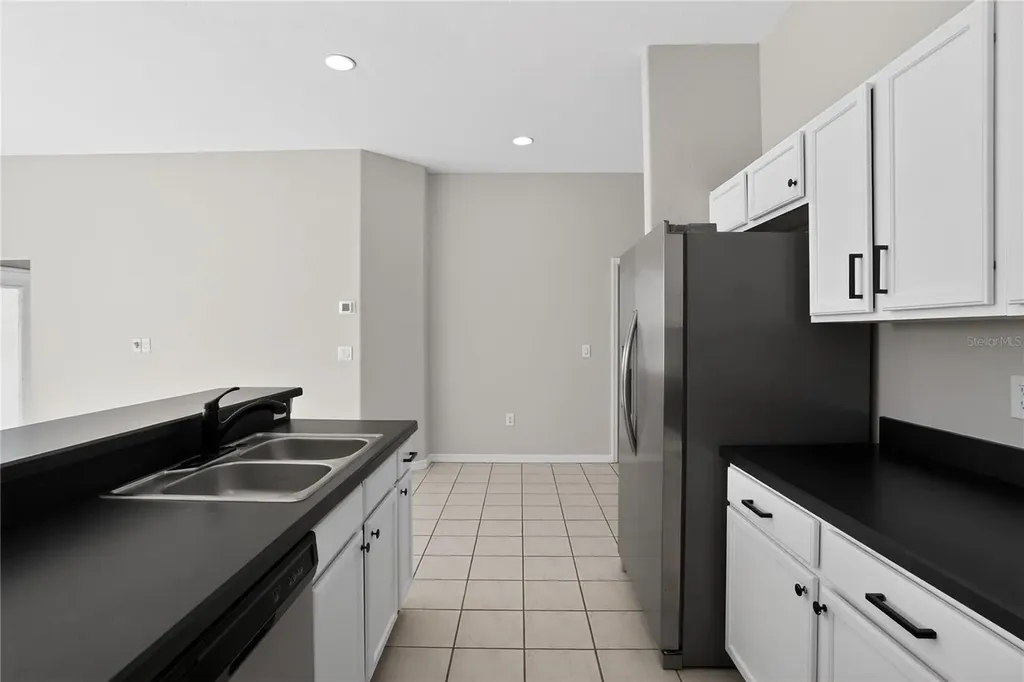 722 Cadiz Loop Davenport FL 33837