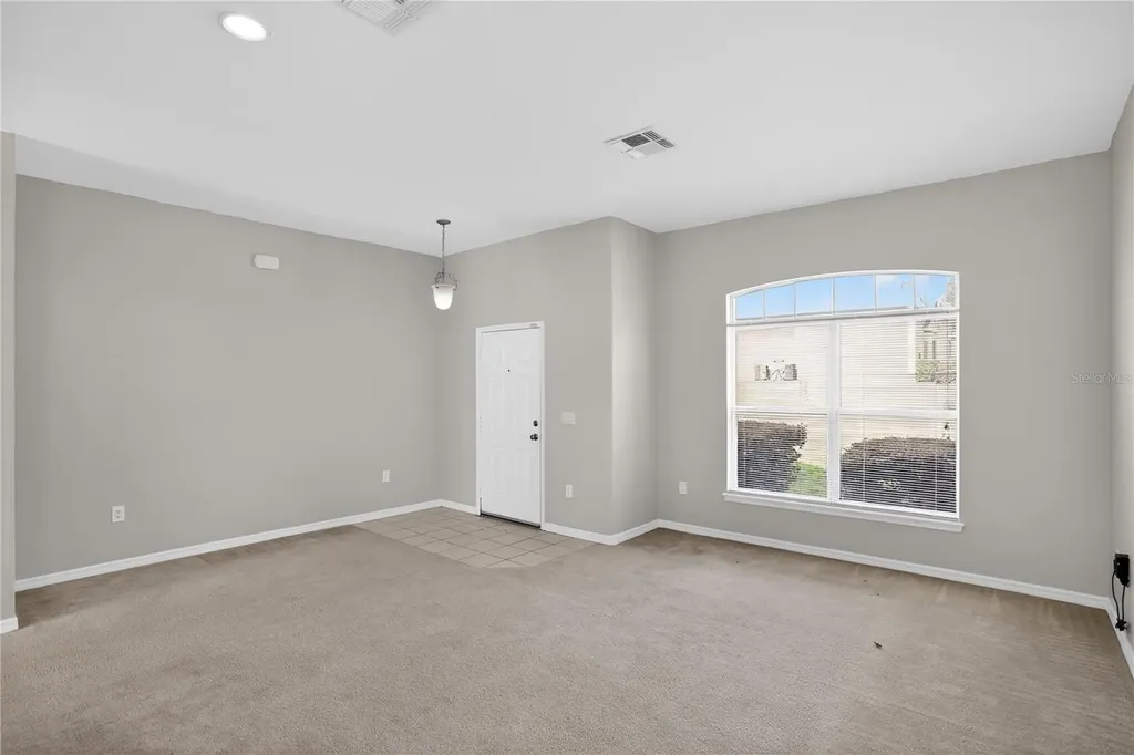 722 Cadiz Loop Davenport FL 33837
