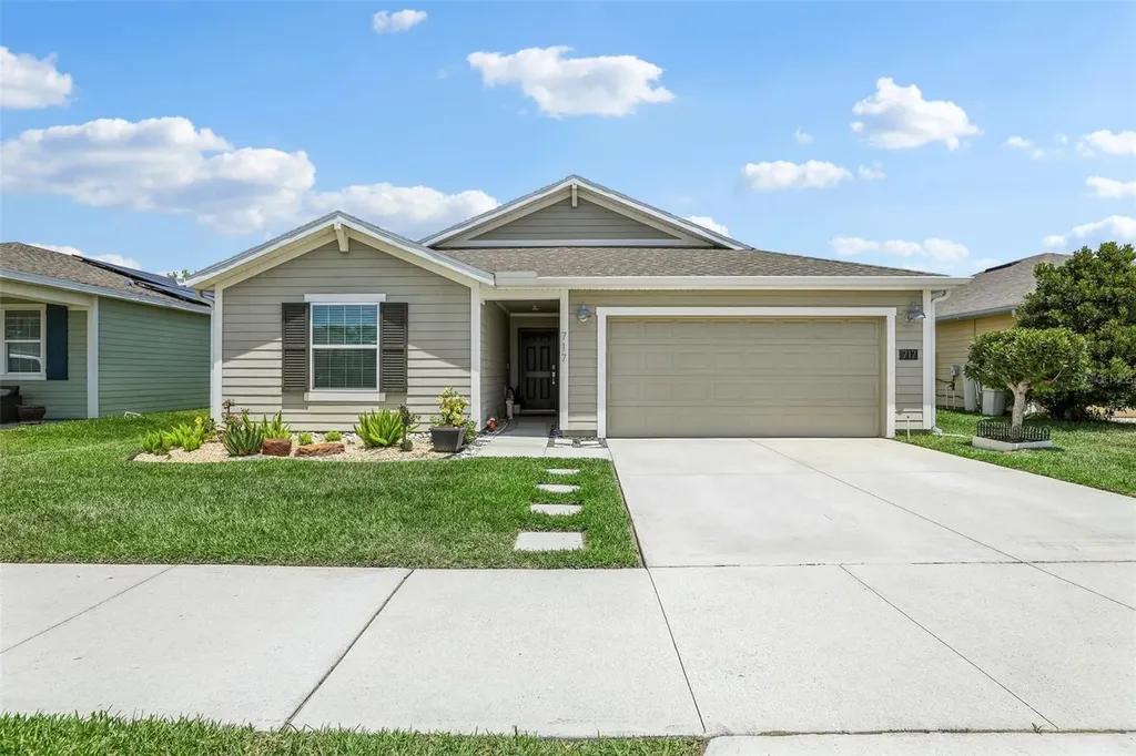 717 Simone Court Haines City FL 33844