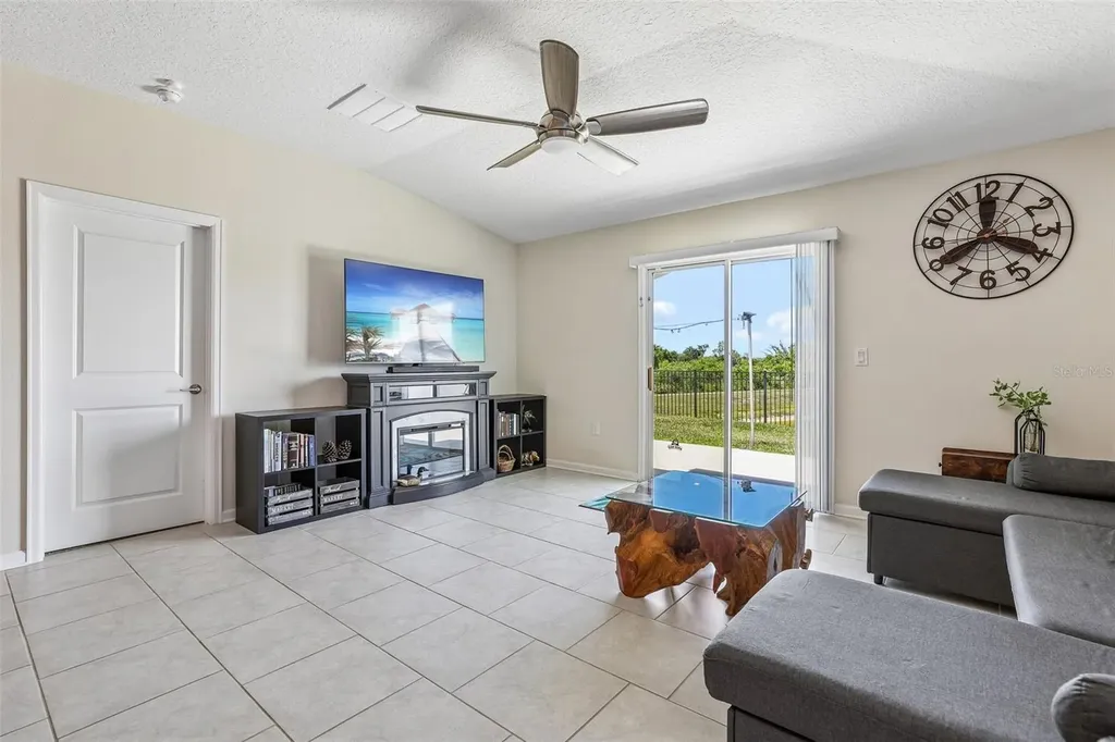 717 Simone Court Haines City FL 33844