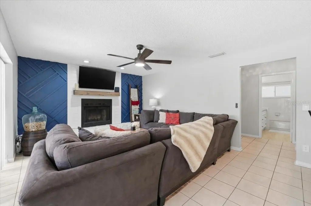 1510 Kyle Court Valrico FL 33596