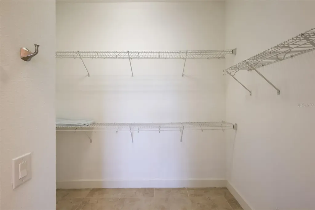 258 Sapphire Lake Drive Bradenton FL 34209