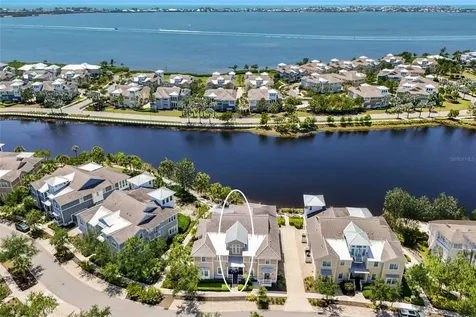 258 Sapphire Lake Drive Bradenton FL 34209