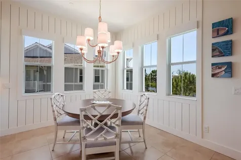 258 Sapphire Lake Drive Bradenton FL 34209