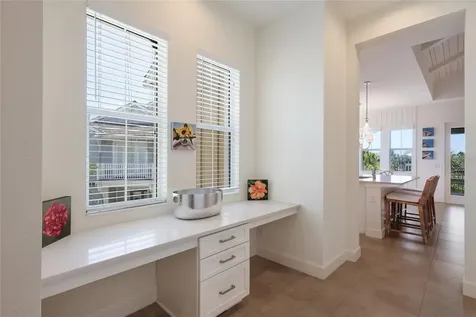 258 Sapphire Lake Drive Bradenton FL 34209