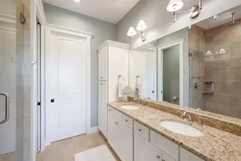 258 Sapphire Lake Drive Bradenton FL 34209