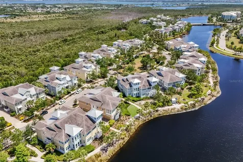 258 Sapphire Lake Drive Bradenton FL 34209