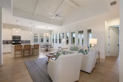 258 Sapphire Lake Drive Bradenton FL 34209