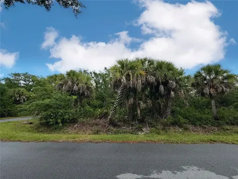 18039 Savage Avenue Port Charlotte FL 33948