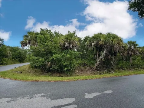 18039 Savage Avenue Port Charlotte FL 33948