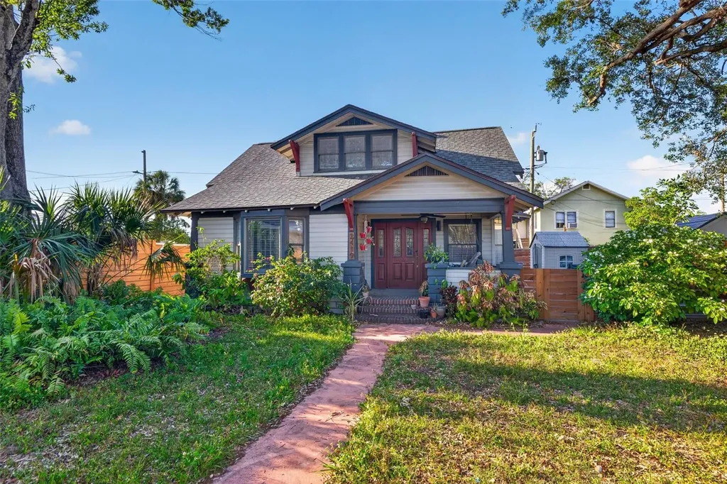 2419 Dartmouth Avenue N St Petersburg FL 33713